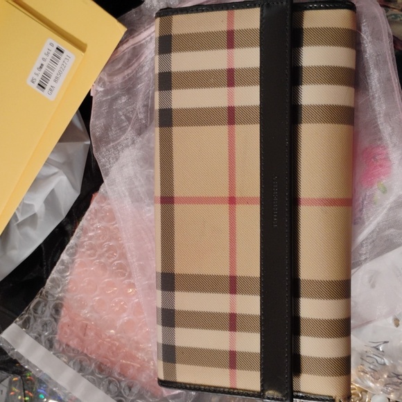 Burberry wallet - Picture 1 of 1